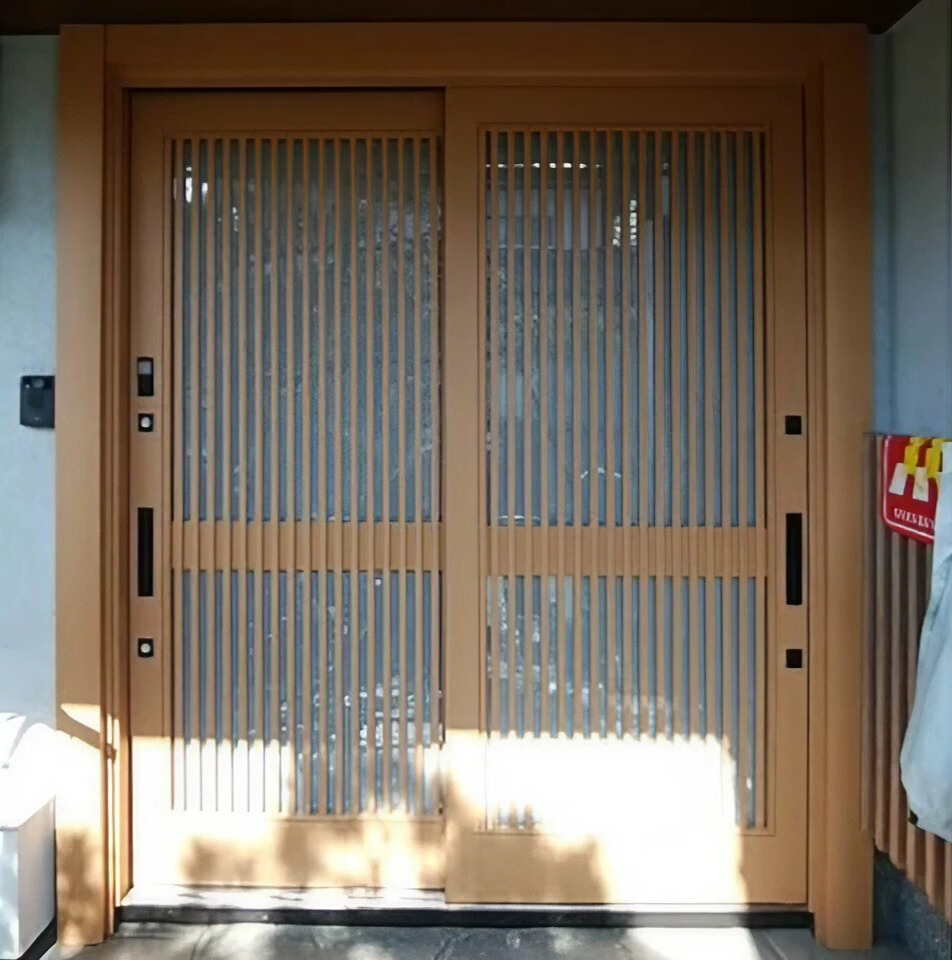 玄関リフォーム施工事例①