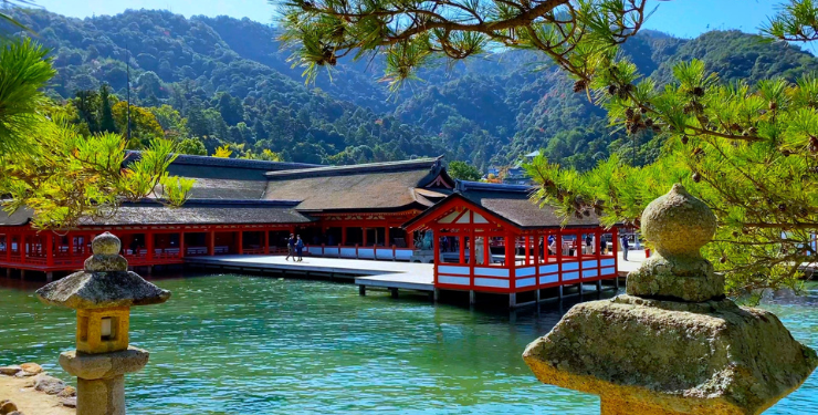 満潮時の厳島神社