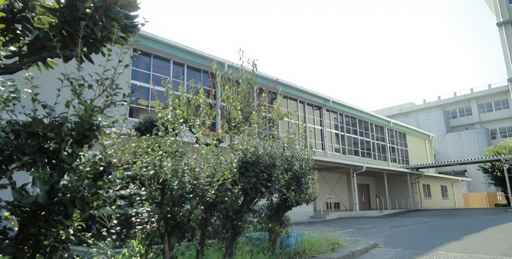 緑丘小学校