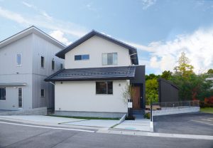 個性が光るコンパクトな家《東広島市西条町》