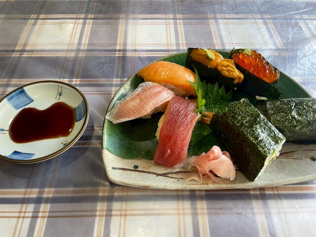 安芸津町「いろは寿司」