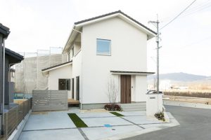 毎日が楽しくなる家《東広島市西条町》