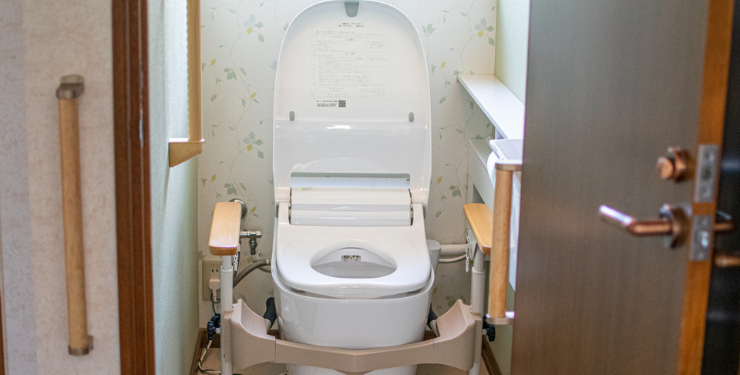介護用トイレ便器