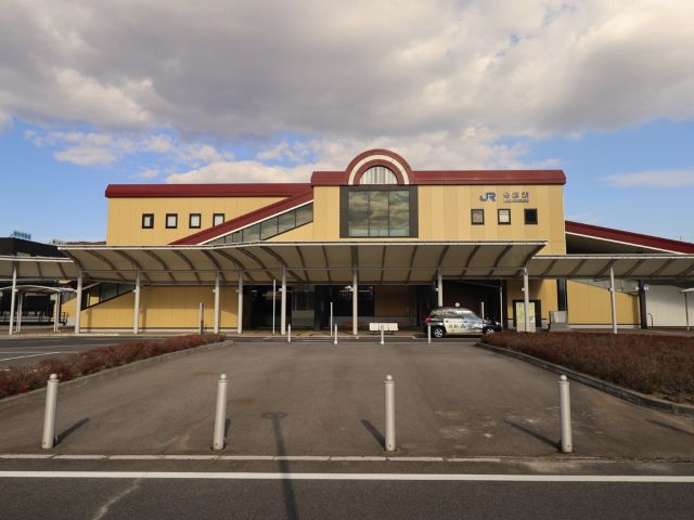 JR山陽本線「寺家駅」約640ｍ（徒歩8分）。徒歩圏内なので、通勤・通学・お出かけに大変便利な好立地。