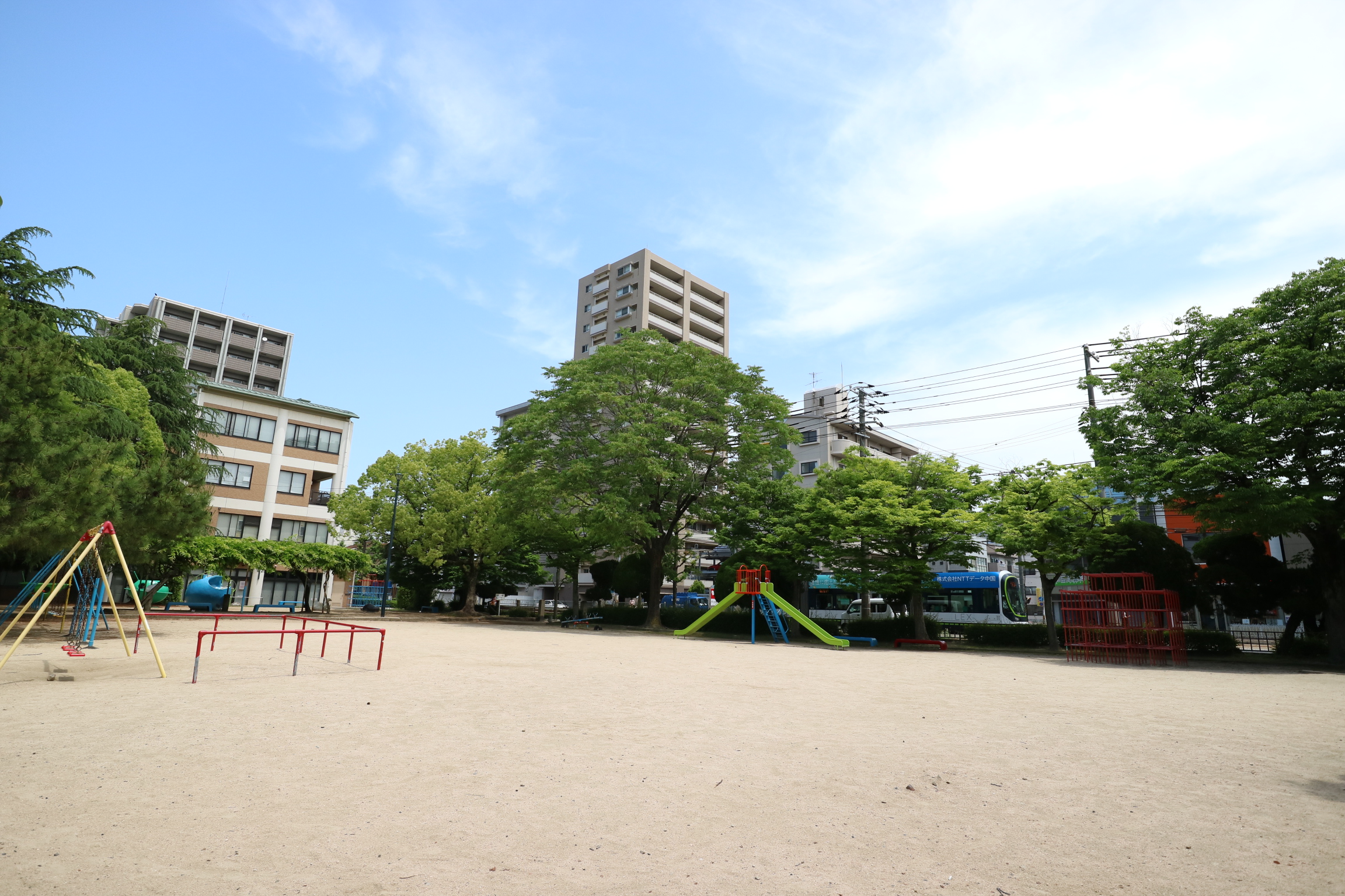 宇品第二公園へ約450ｍ（徒歩6分）