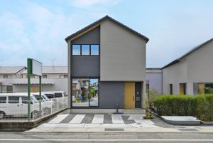 《広島県福山市》限られた空間に、ゆとりを。共働き家族の時間を育む家