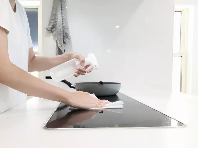 キッチンのお手入れ方法を動画でご紹介